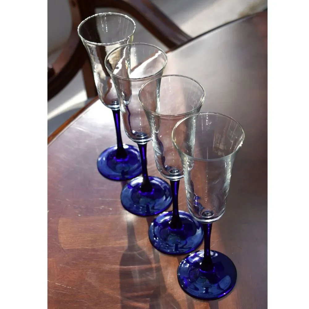 Set of 4 Vintage Blue Stemmed Fluted Champagne Glasses – Wide Rim